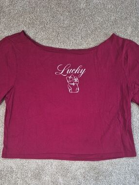 'Lucky' Cat Graphic Crop Top